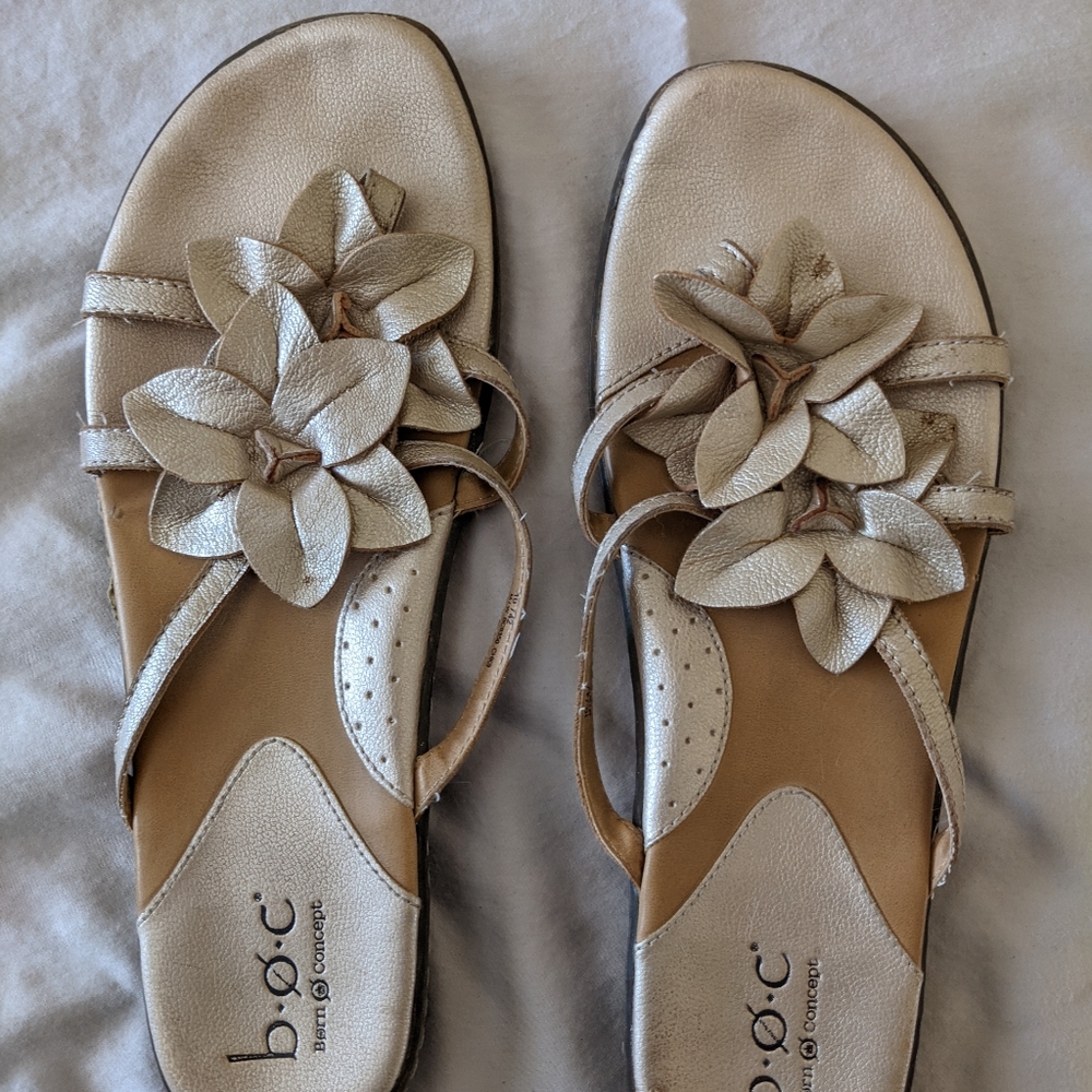 B.O.C. by Born gold floral sandals size 10